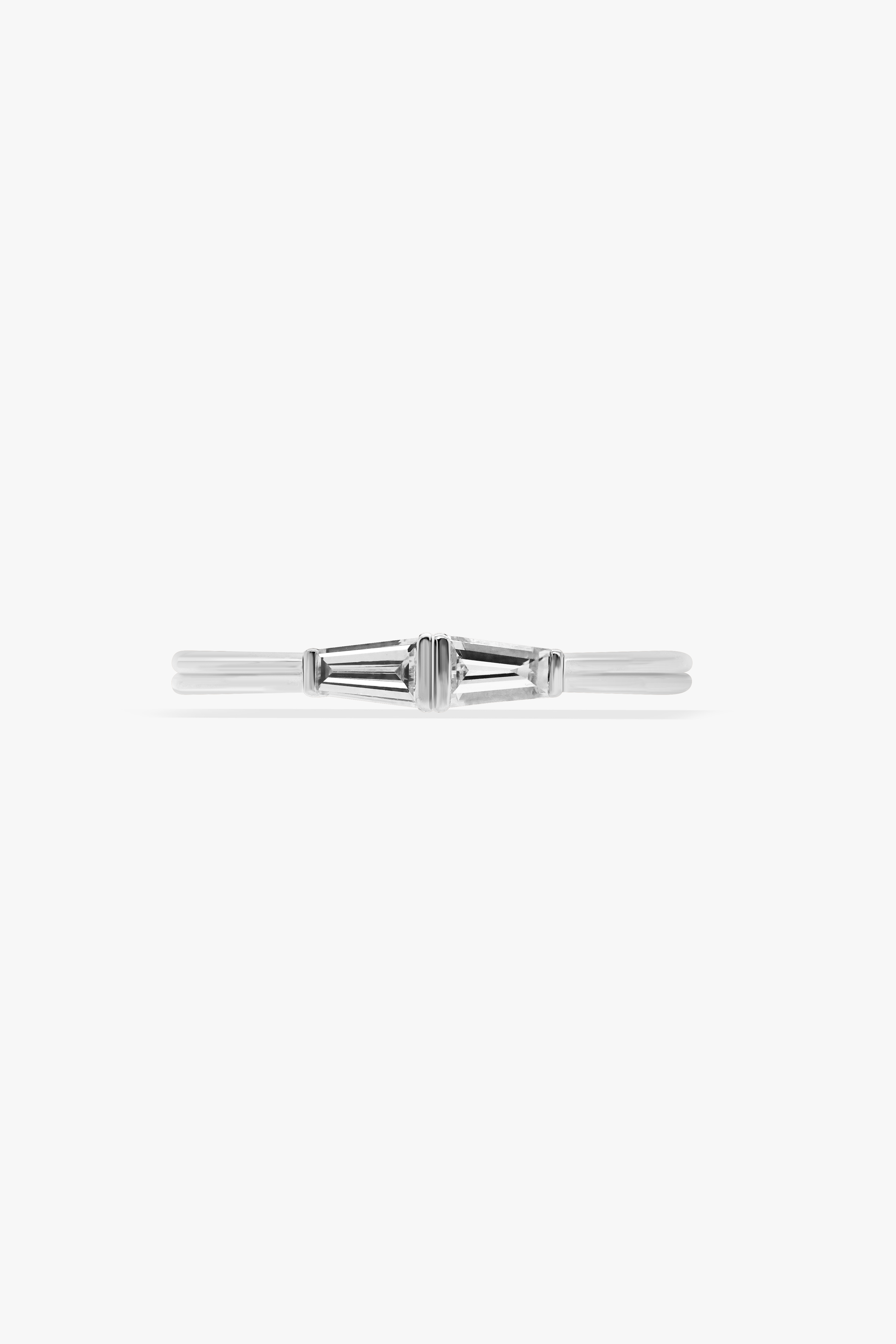 Duet Band with Tapered Diamonds