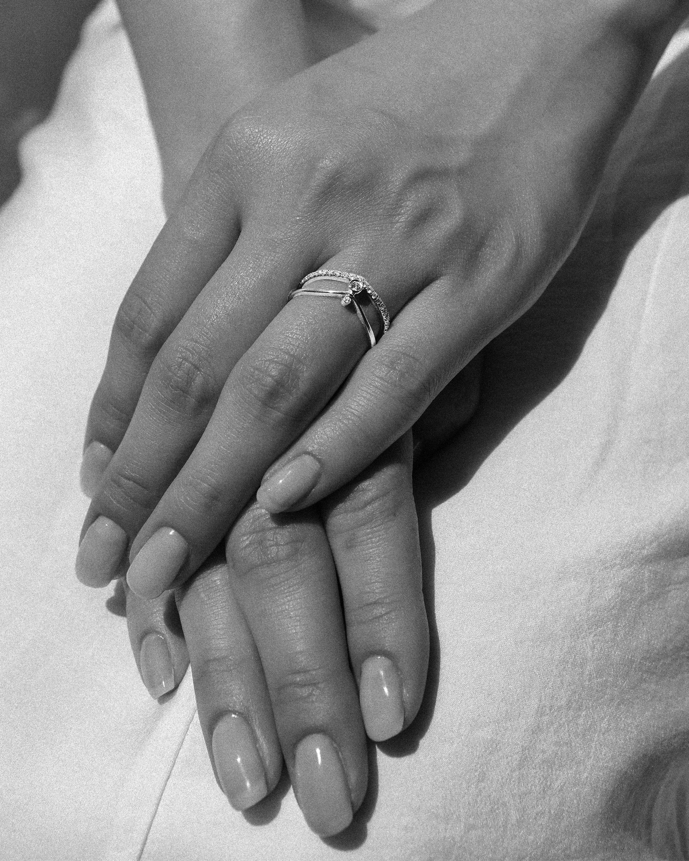 Engagement Ring with Round Brilliant Cut | Ethically Sourced Diamond in Solid Platinum | F-G Color, VS1-SI1 Clarity | Handcrafted in Melbourne | Custom Bespoke Engagement Ring | Fine Jewelry Collection from Melbourne Jewellers
